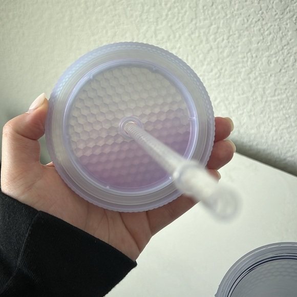 Starbucks Grande Studded Matte Iridescent Icy White Tumbler - Picture 4 of 6